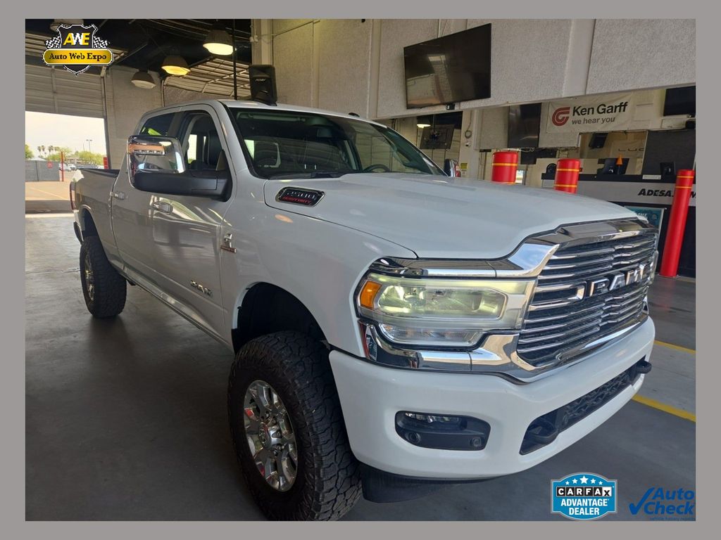 Bright White Clearcoat 2023 RAM 2500 Pickup Truck Four-Wheel Drive 6-Speed Automatic
