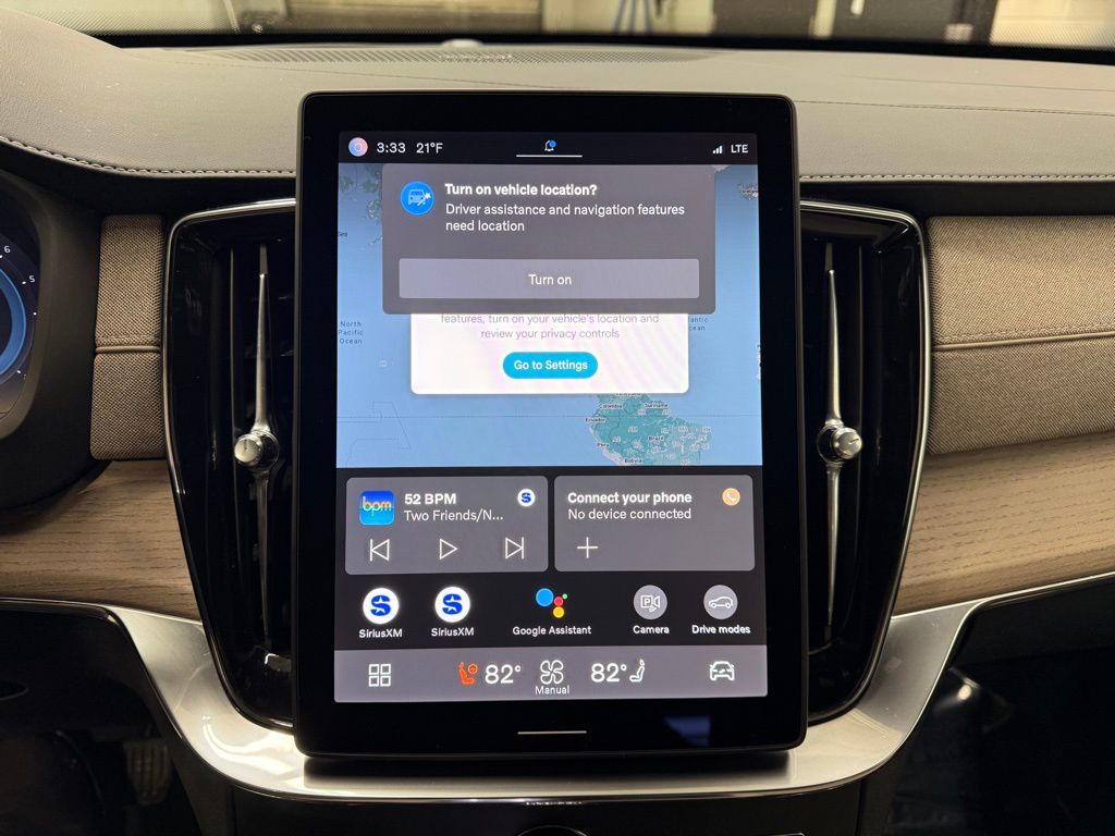 Thumbnail: 2025 Volvo XC90 - 16