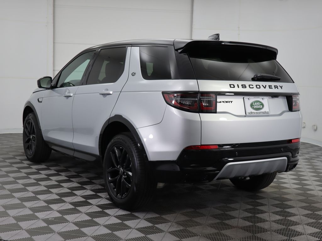 Thumbnail: 2024 Land Rover Discovery Sport - 7