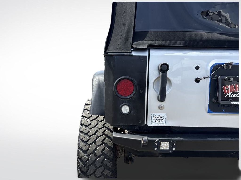 2008 Bright Silver Metallic Clearcoat Jeep Wrangler Unlimited Rubicon 4X4 SUV