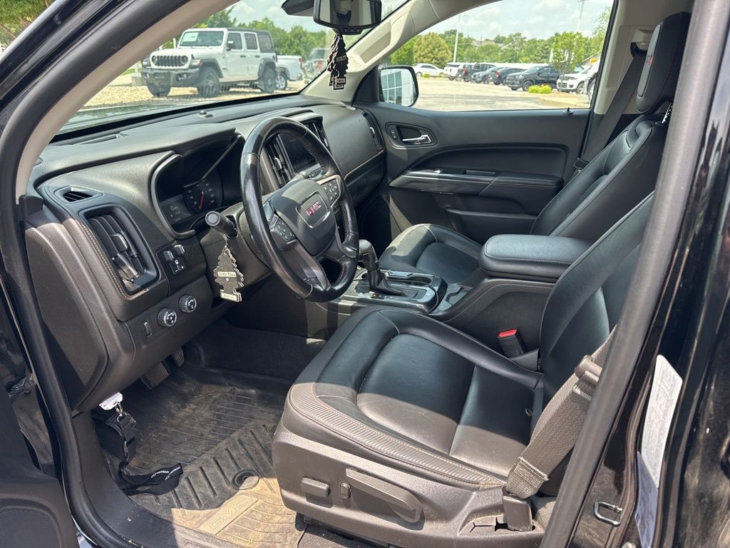 2021 GMC Canyon AT4 Lthr 4WD Crew Cab Short Box's photo