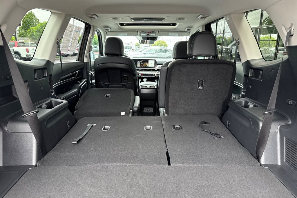 used 2025 Kia Telluride car, priced at $36,937