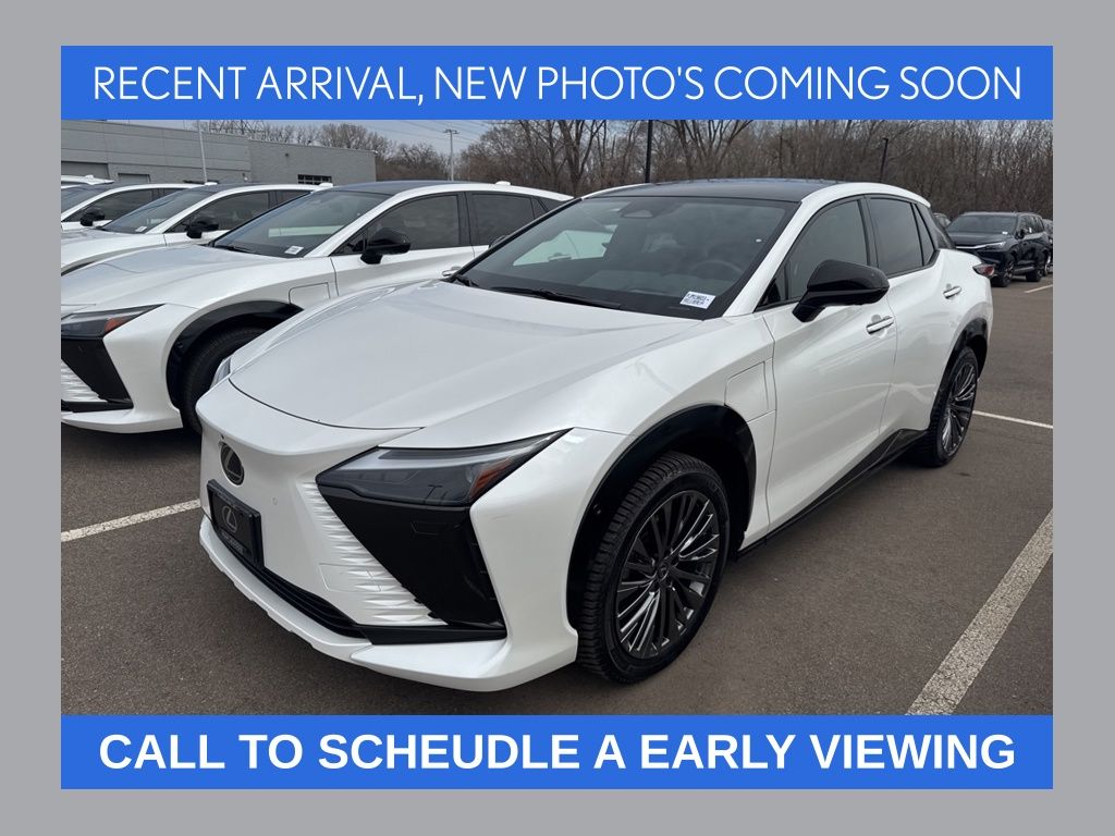 2023 Lexus RZ 450e Luxury AWD