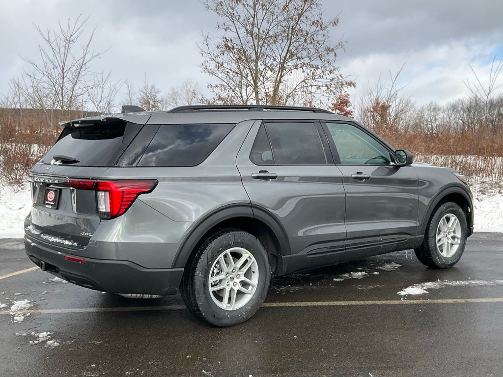 New 2026 Gray Ford Active image 25