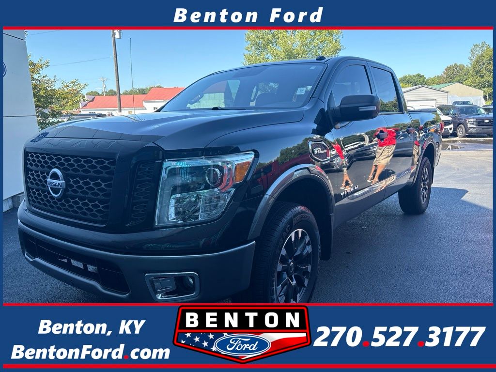 Gray (Magnetic Black) 2017 Nissan Titan Pickup Truck Four-Wheel Drive 7-Speed Automatic