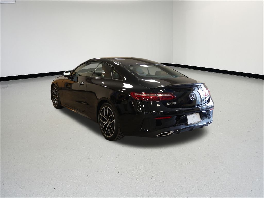 Thumbnail: 2023 Mercedes-Benz E-Class - 3