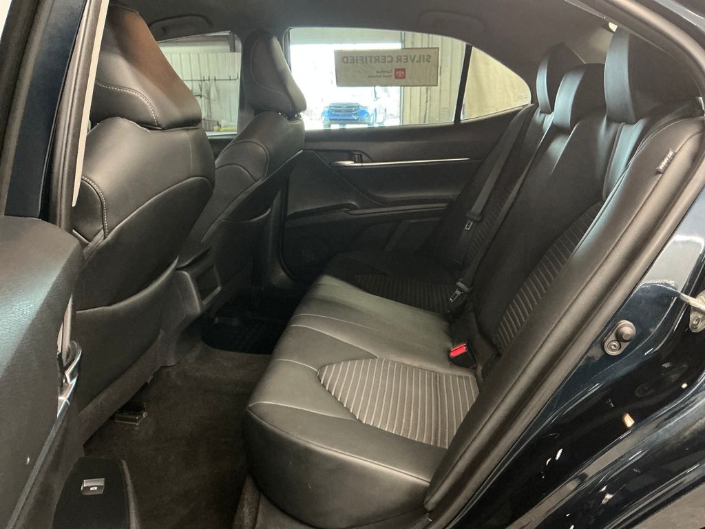 Certified Used 2018  Toyota SE image 21