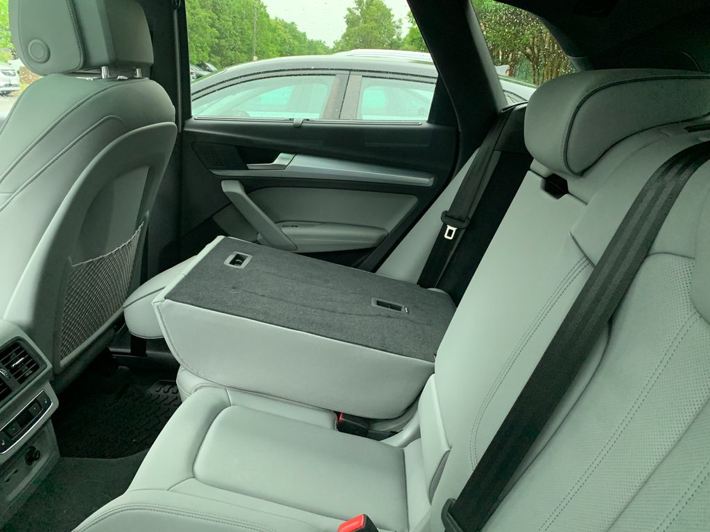 Thumbnail: 2024 Audi Q5 - 7