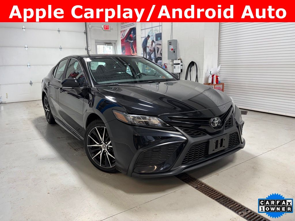 2023 Toyota Camry SE Nightshade FWD