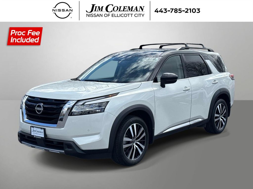 2023 Nissan Pathfinder Platinum