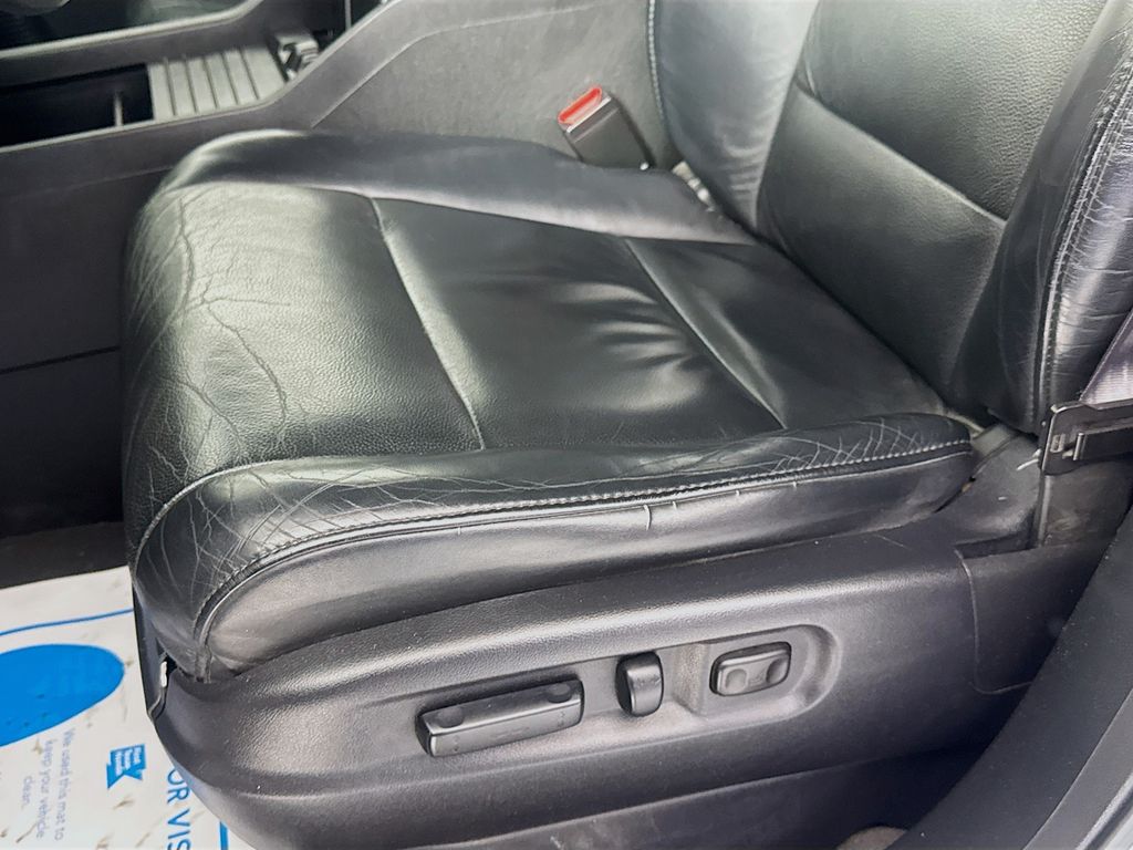 Used Car 2011 Honda Pilot  Ex-l For Sale Under $10,000 In Austin, Texas