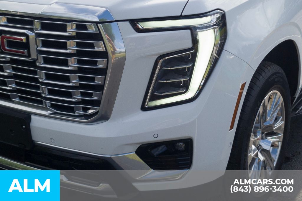 Used 2025 White GMC Denali image 12