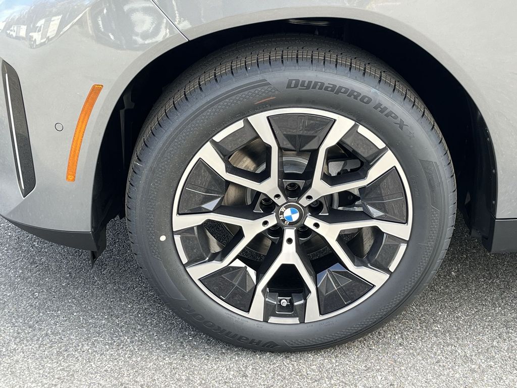 Thumbnail: 2026 BMW X3 - 10