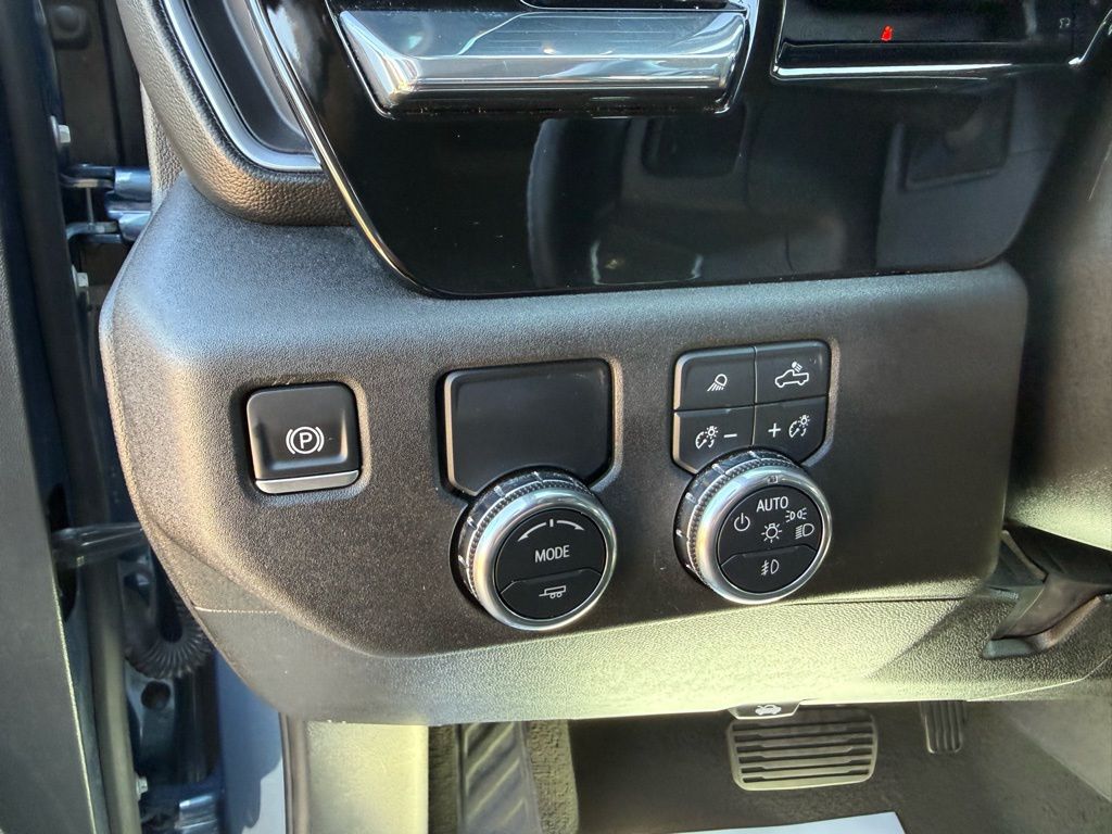 Thumbnail: 2024 GMC Sierra 1500 - 11