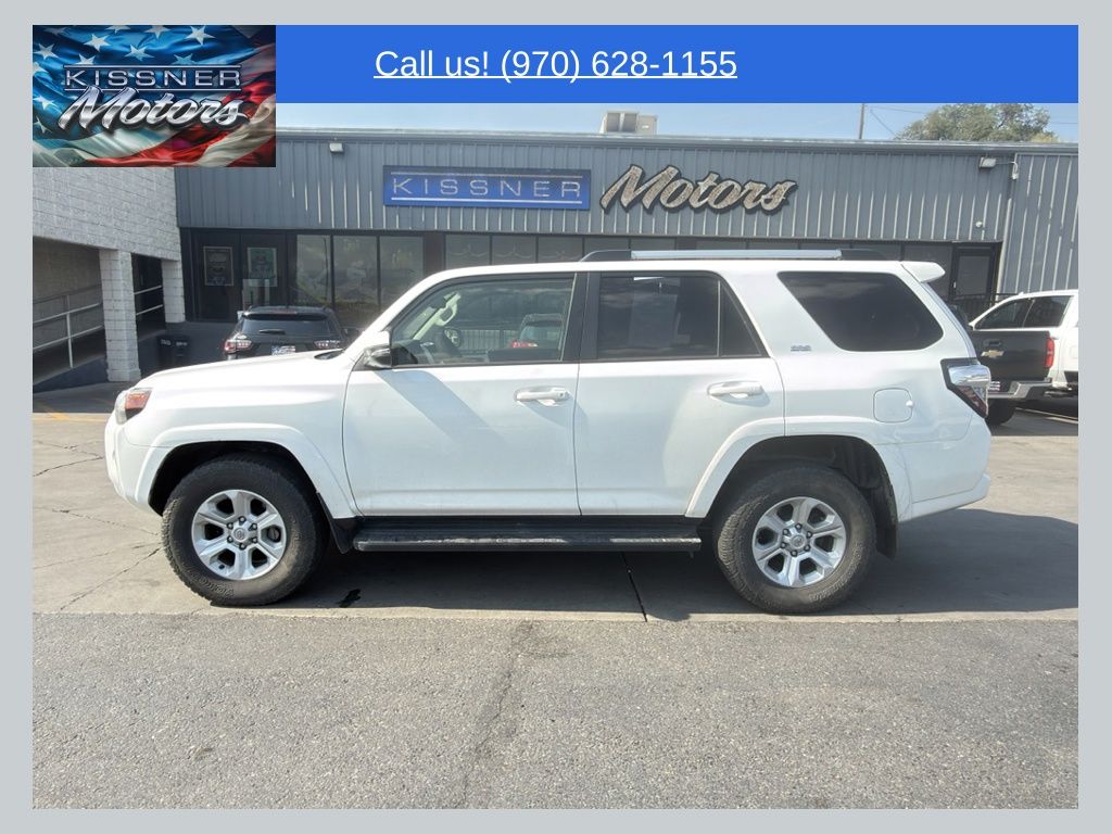 White 2022 Toyota 4Runner SUV / Crossover Four-Wheel Drive 5-Speed Automatic