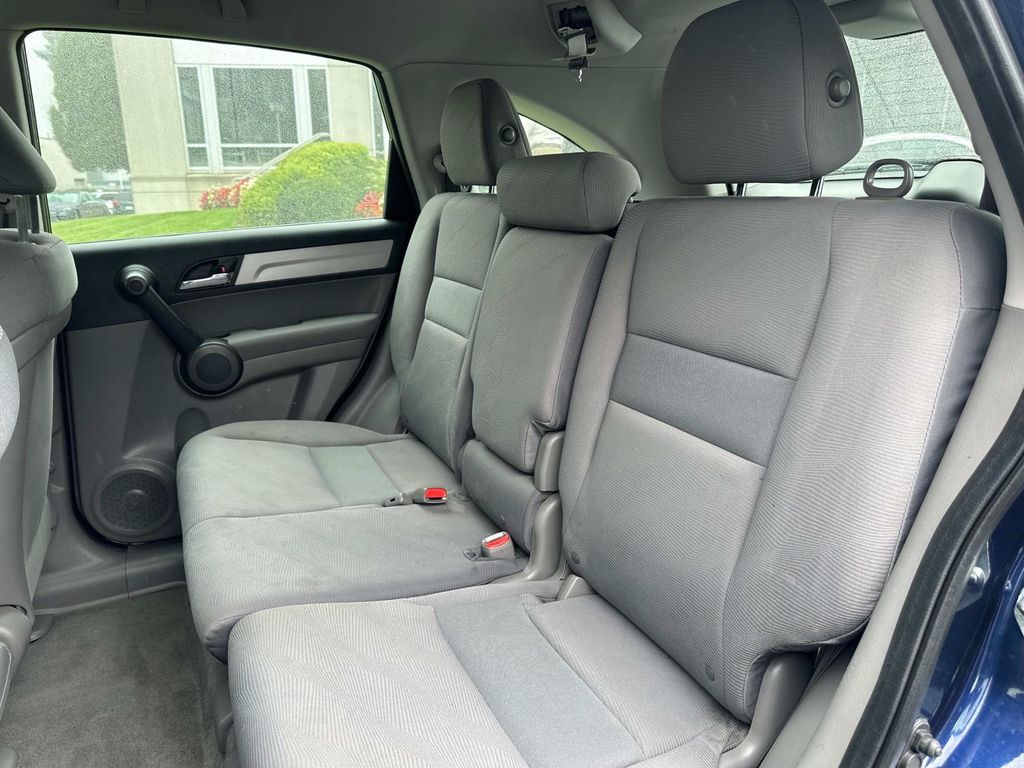 Thumbnail: 2011 Honda CR-V - 25