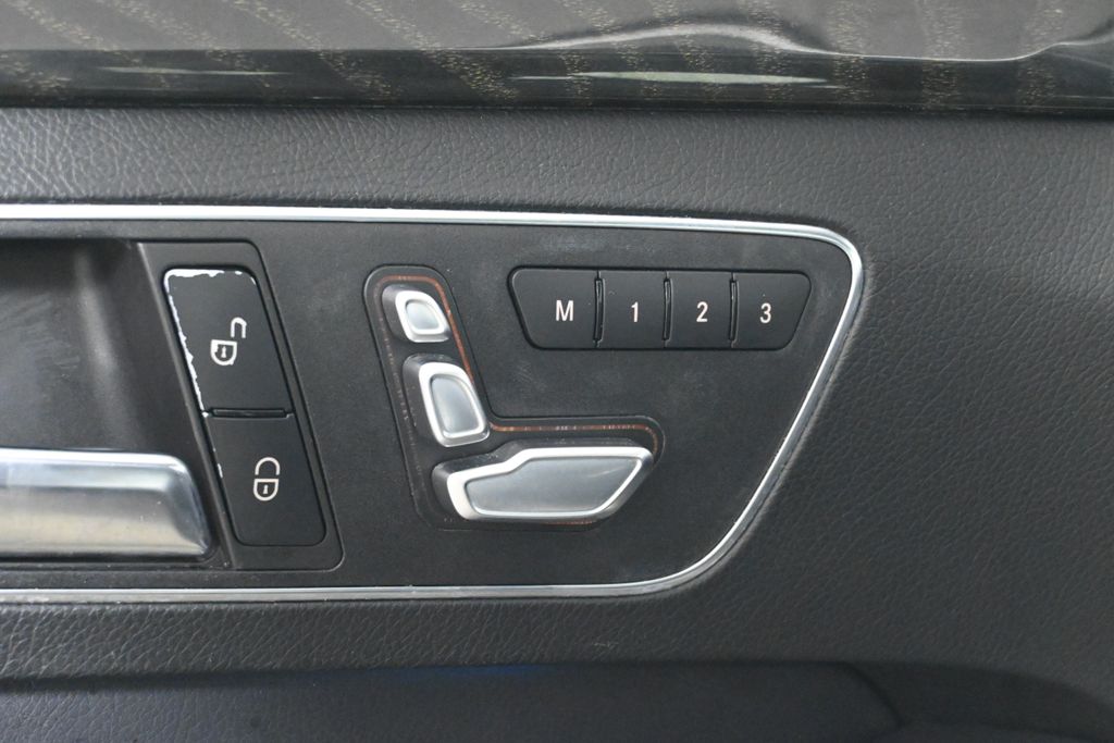 2016 Mercedes-Benz E-Class E 350 30