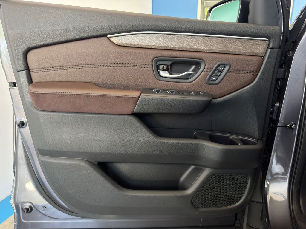 2026 Honda Pilot Elite  at Community Honda