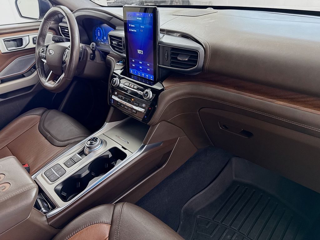 Thumbnail: 2021 Ford Explorer - 30