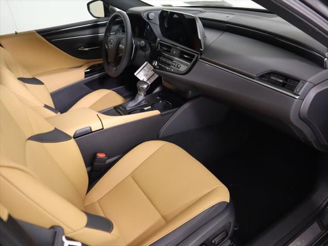 Thumbnail: 2025 Lexus ES - 18