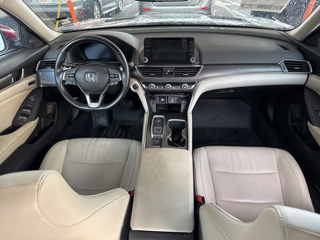 Thumbnail: 2018 Honda Accord - 16