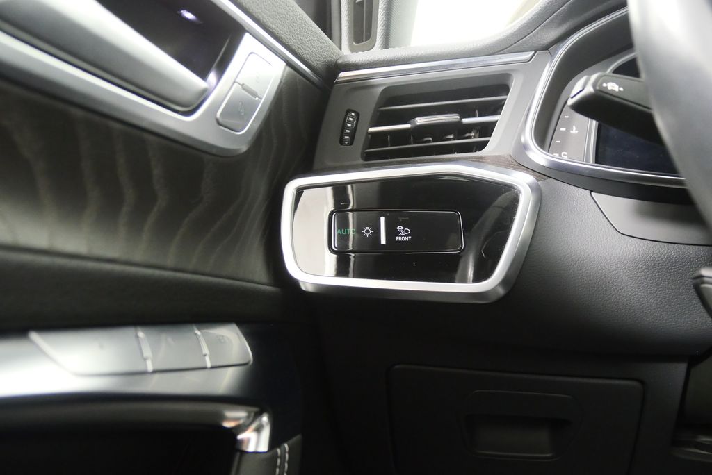 Thumbnail: 2020 Audi A6 - 19