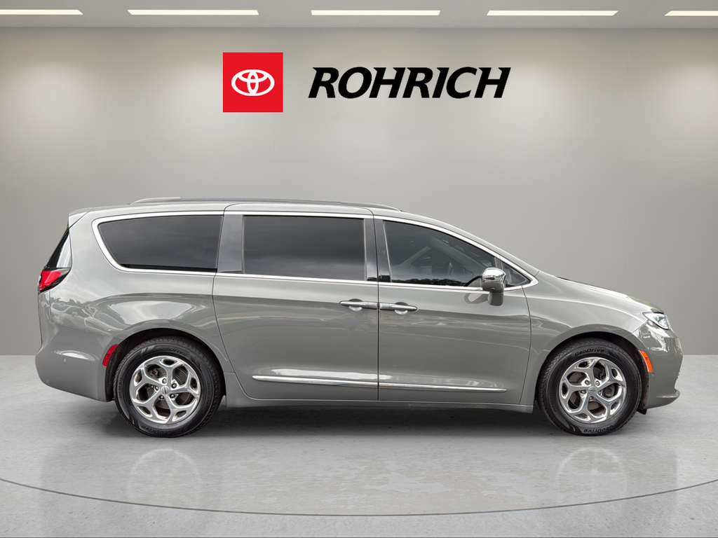 2022 Chrysler Pacifica