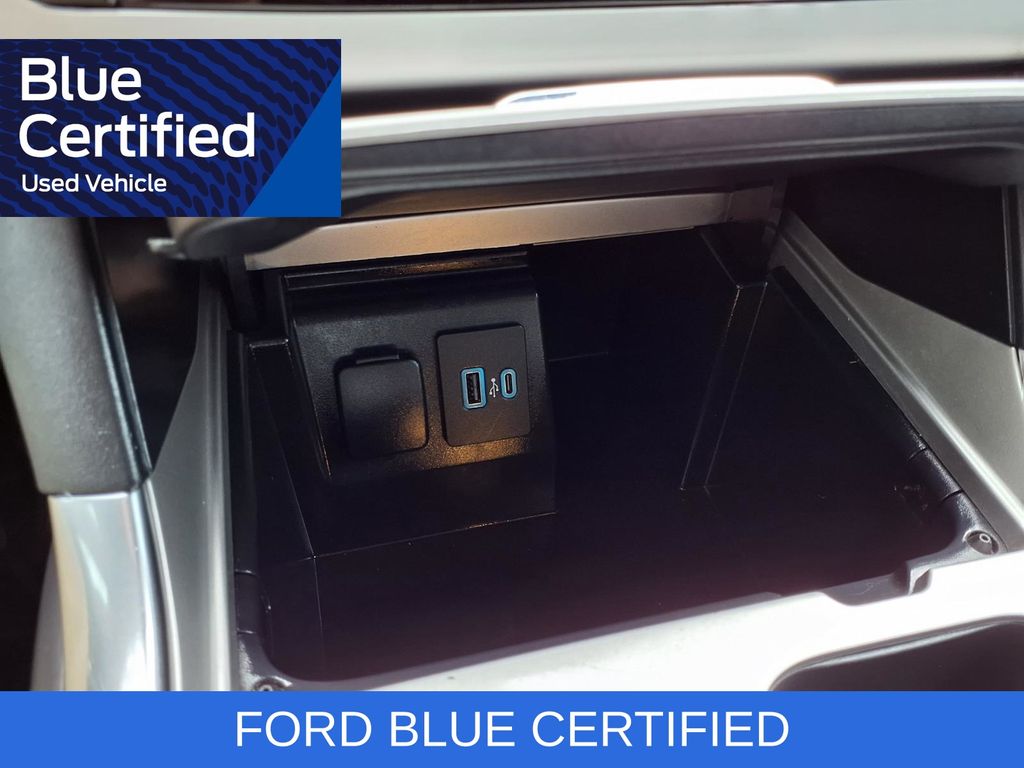 2024 Ford Explorer XLT - 11