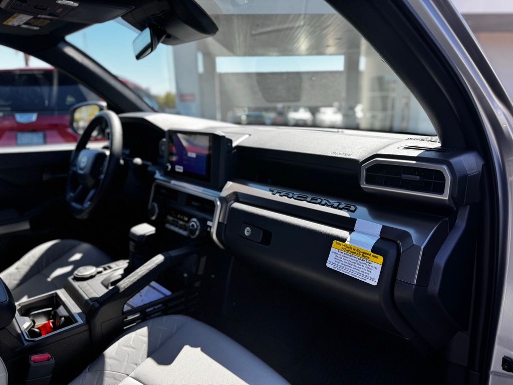 2025 Toyota Tacoma SR5 Double Cab photo 7