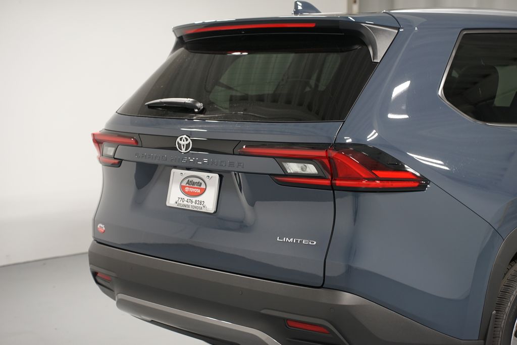 Thumbnail: 2025 Toyota Grand Highlander - 9