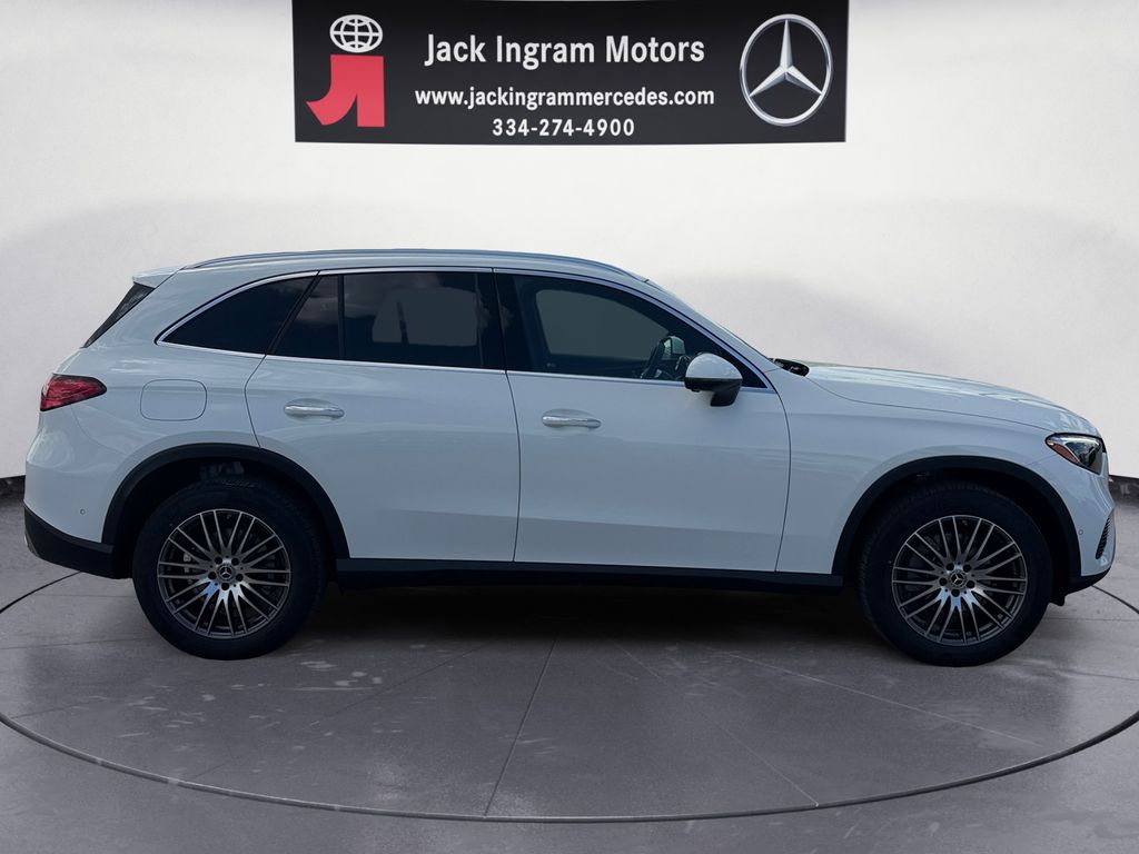 new 2026 Mercedes-Benz GLC car