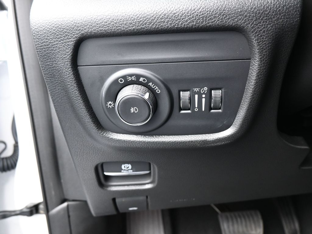 Used 2024 Bright White Clearcoat Jeep Limited image 36