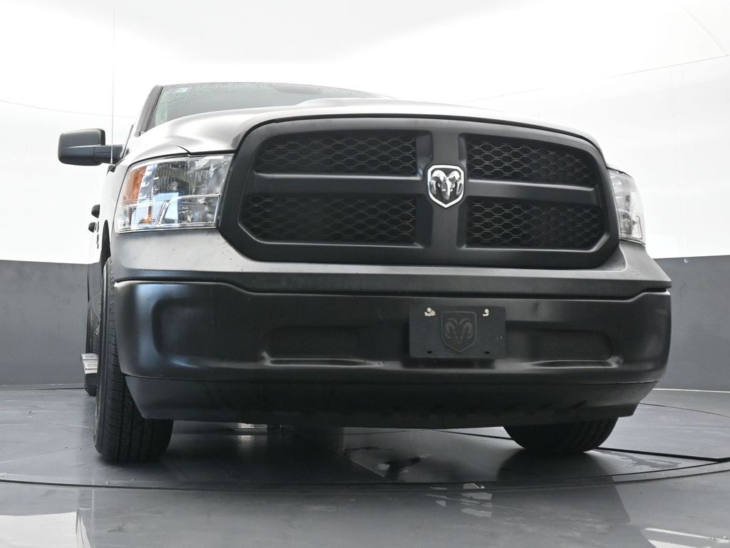 Used 2021 Granite Crystal Metallic Clearcoat Ram Tradesman image 58