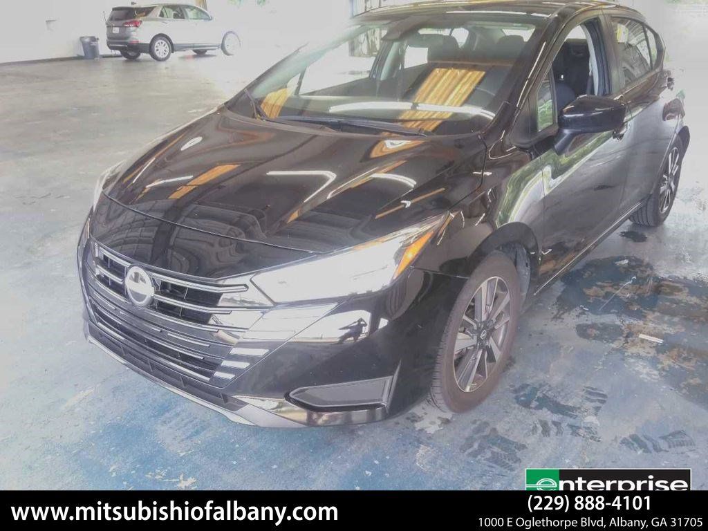 Super Black 2025 Nissan Versa Sedan Front-Wheel Drive Continuously Variable Transmission