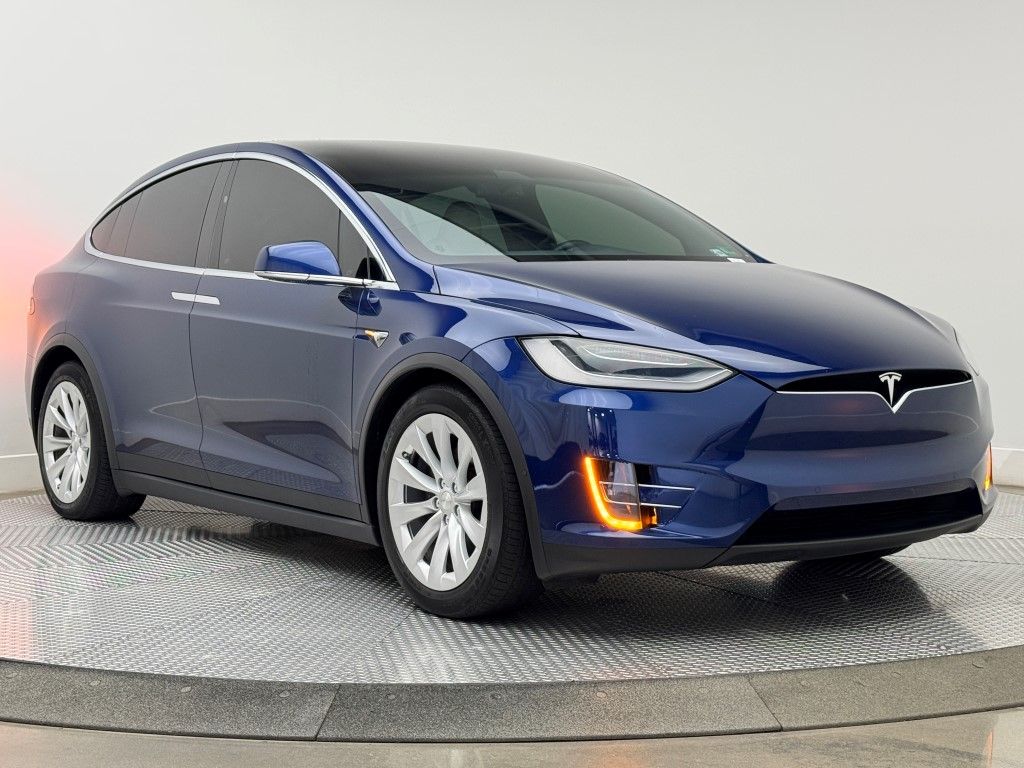 2020 Tesla Model X Long Range 2