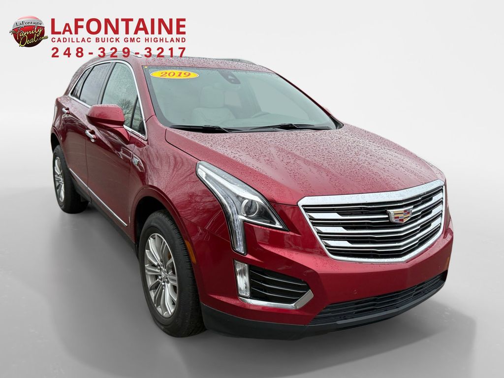 2019 Cadillac XT5 Luxury 3