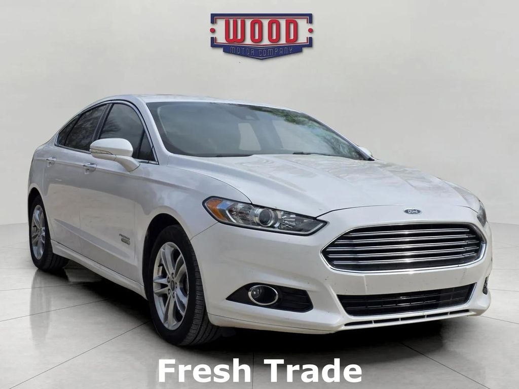 White Platinum Clearcoat Metallic 2016 Ford Fusion Energi Titanium Sedan Front-Wheel Drive Continuously Variable Transmission