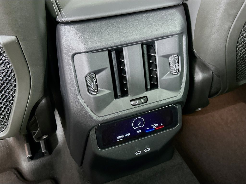 Thumbnail: 2025 BMW X3 - 18