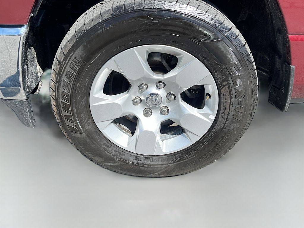 Used 2019 Red Ram Big Horn/Lone Star image 30