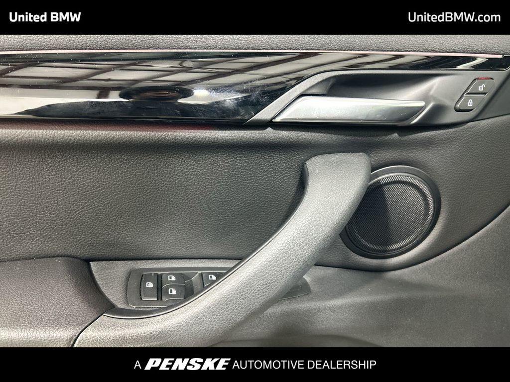 Thumbnail: 2019 BMW X1 - 11