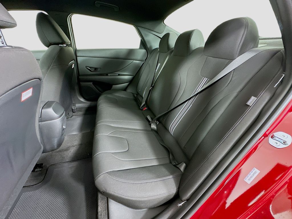 Thumbnail: 2025 Hyundai Elantra - 16