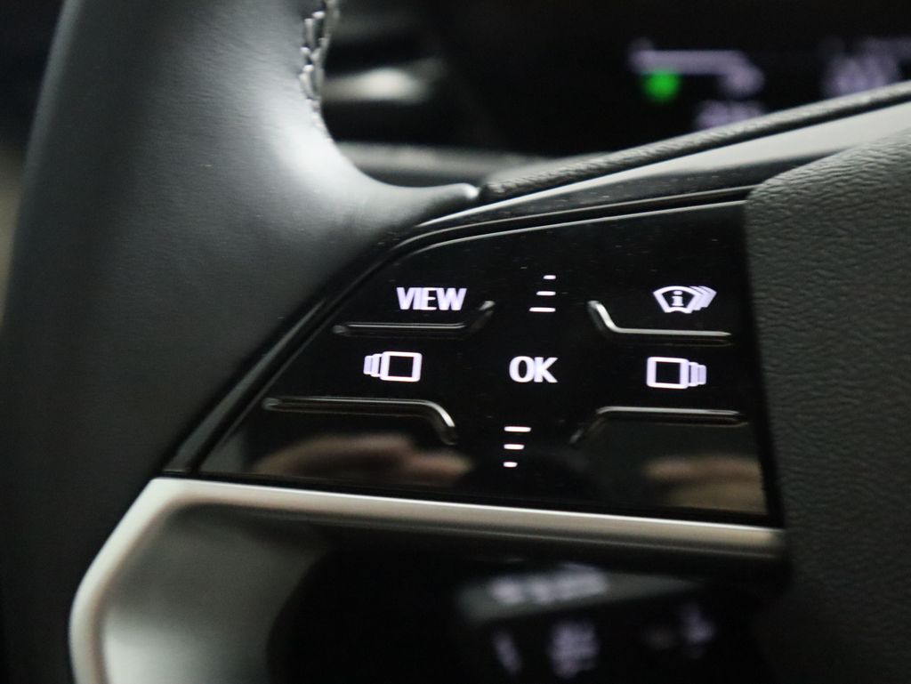 Thumbnail: 2025 Audi Q5 - 12