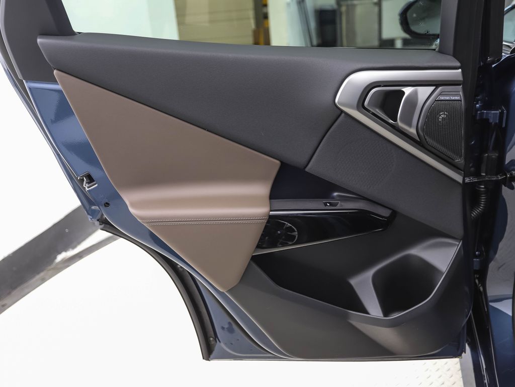 Thumbnail: 2026 BMW X3 - 20