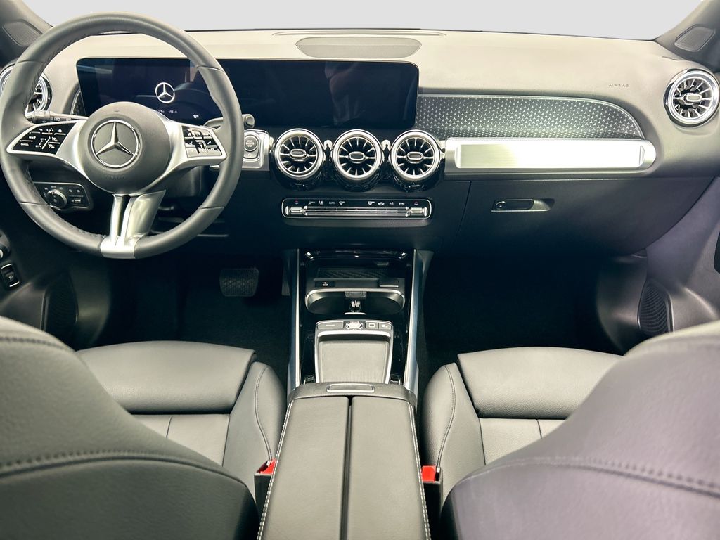 Thumbnail: 2025 Mercedes-Benz GLB - 13