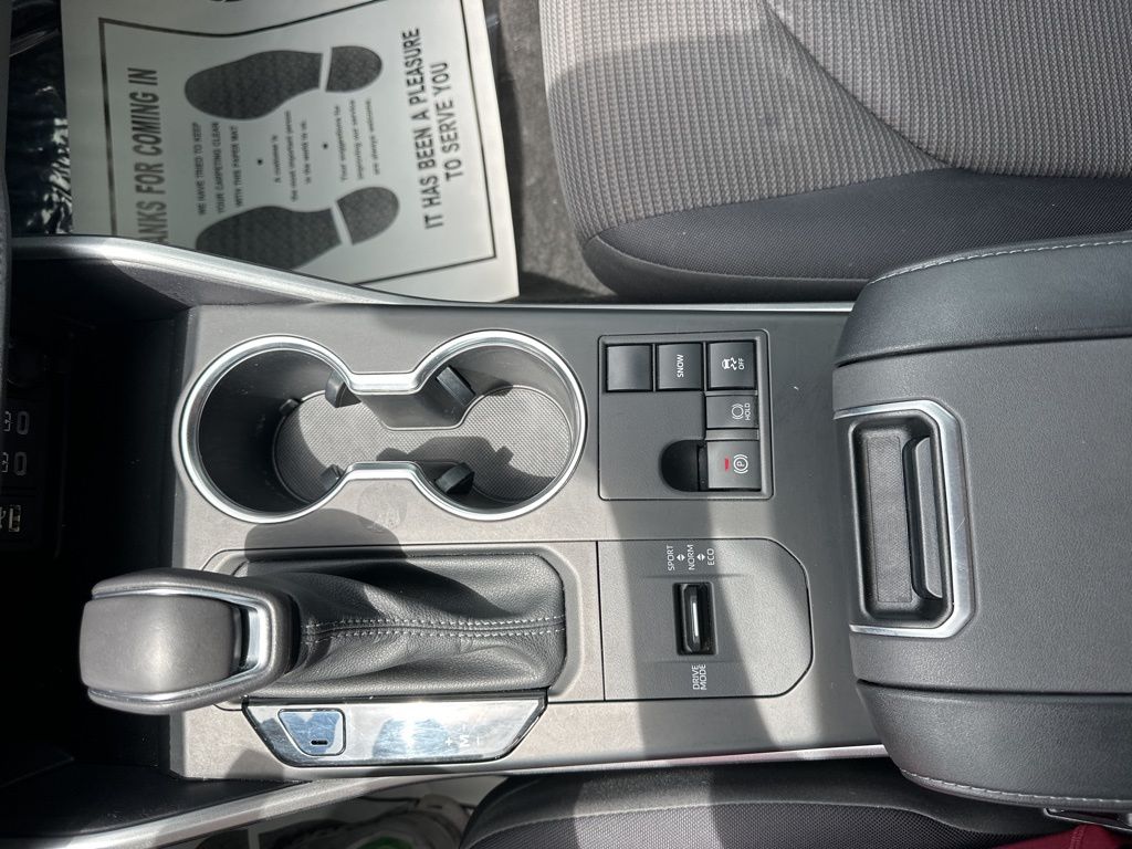 2023 Celestial Silver Metallic Toyota Highlander LE FWD SUV