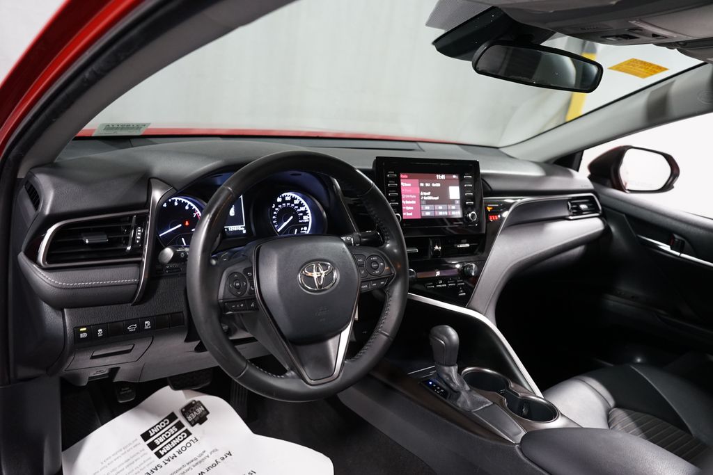 Thumbnail: 2021 Toyota Camry - 11