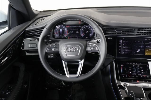 Thumbnail: 2026 Audi Q8 - 3
