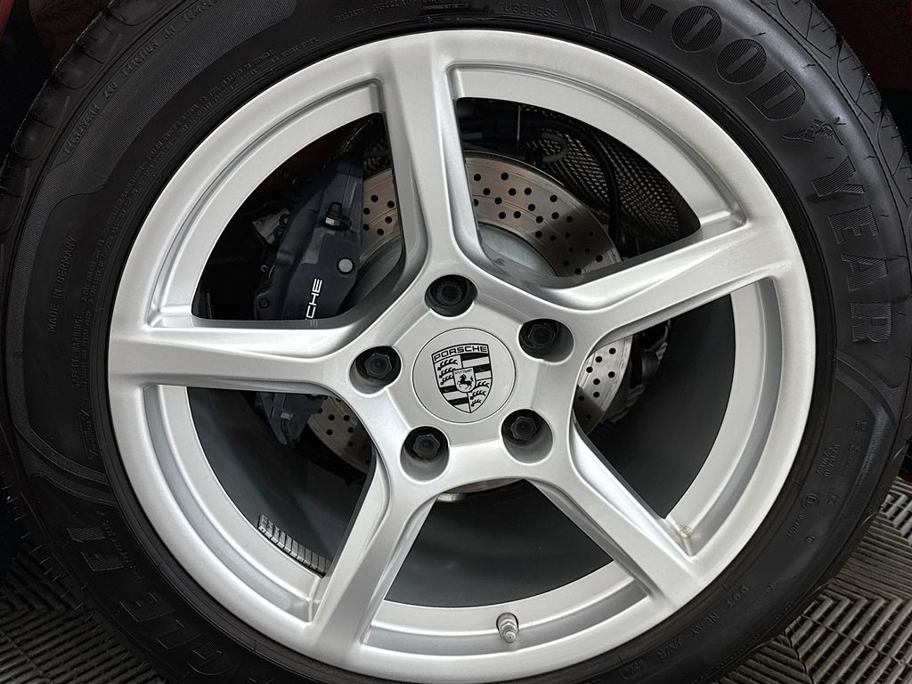 Thumbnail: 2022 Porsche 718 Boxster - 28