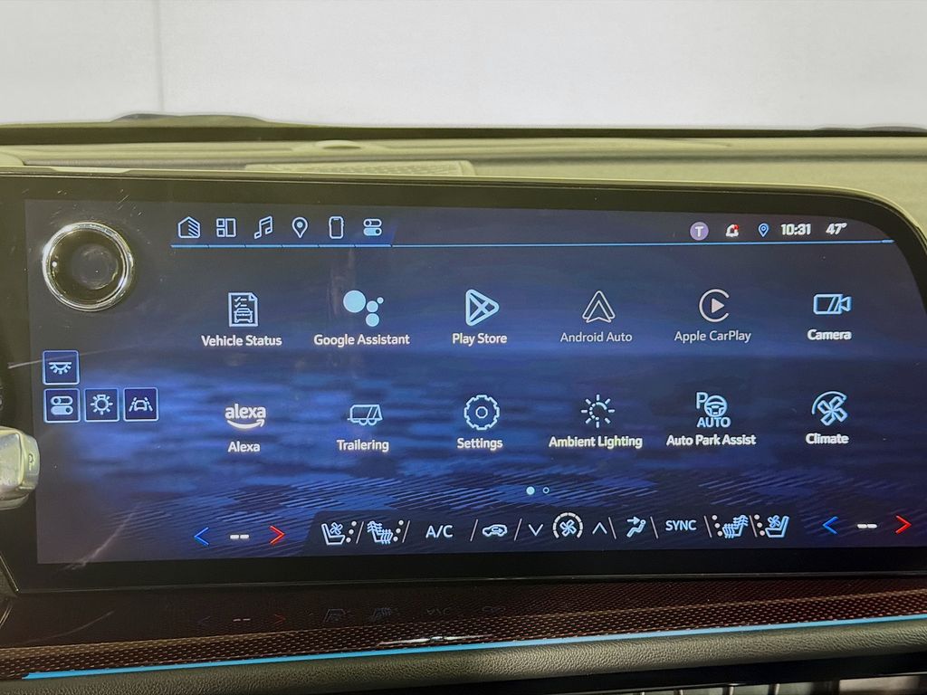 Used 2024 Chevrolet Traverse SUV