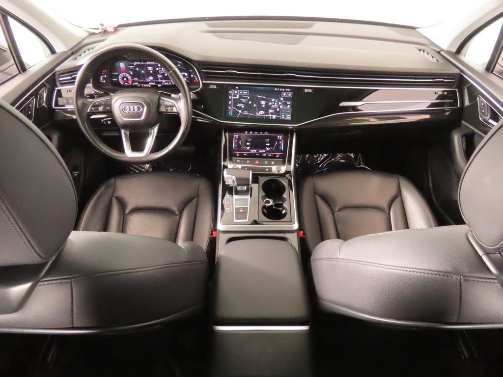 Thumbnail: 2022 Audi Q7 - 11